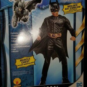 The Dark Knight Trilogy Batman Halloween Costume Boy sizeM (8-10) NIP Molded Bat